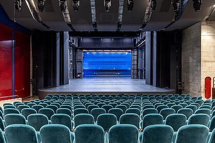 SANIERUNG STADTTHEATER